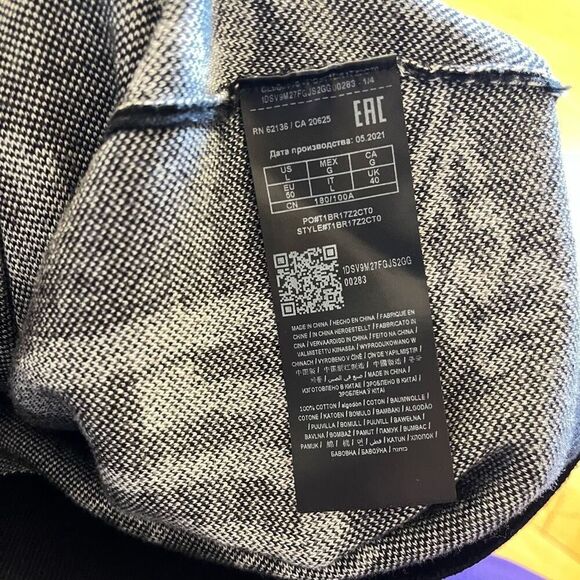 Guess Men's Sweatshirt Black White Large Allover Logo Print Long Sleeve Pullover - Picture 7 of 8